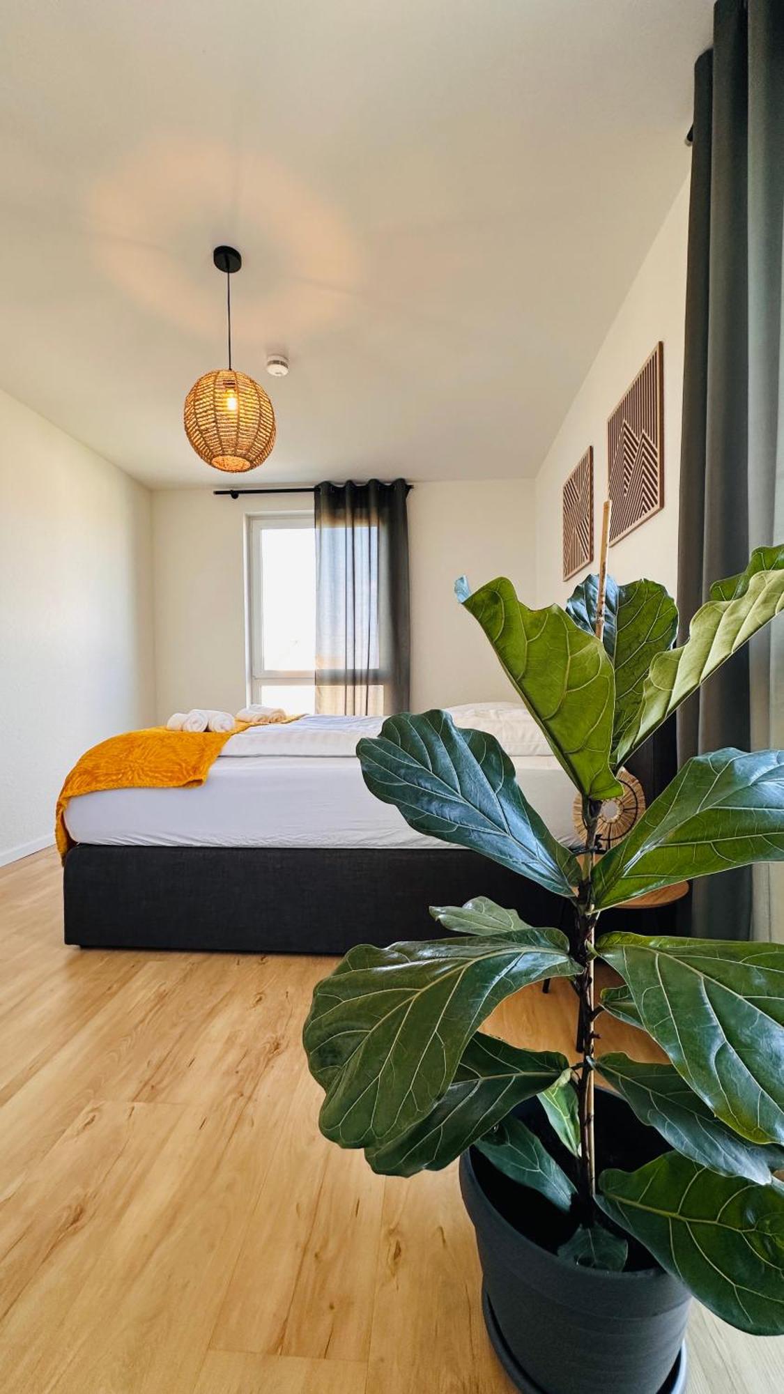 Amao-Sepia I 86Qm I King-Size Beds I Netflix I Privat Balcony I Free Parking I Near Europapark Daire Rheinhausen Dış mekan fotoğraf